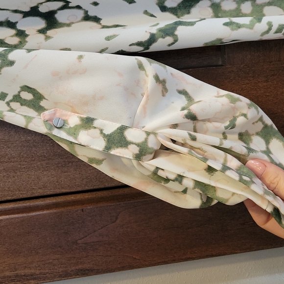 Olive and Blush Blouse - Picture 3 of 3